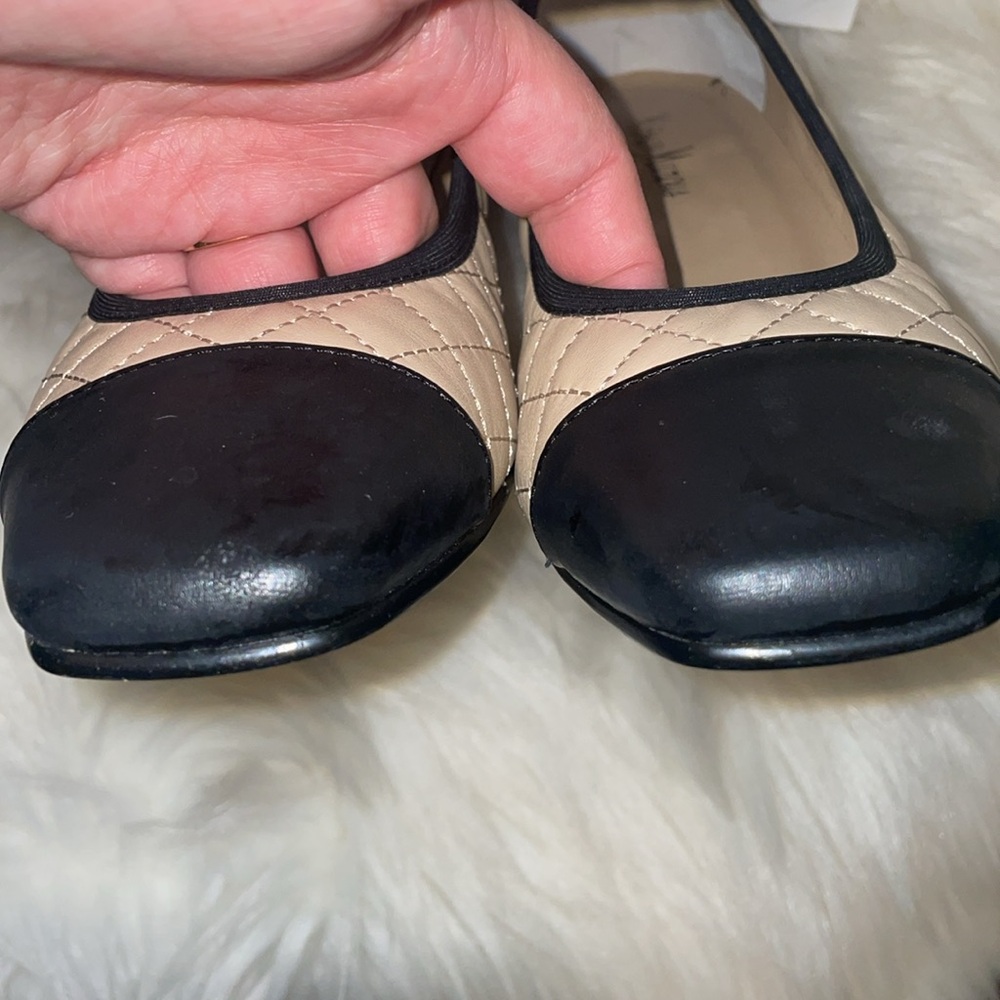Neiman Marcus quilted pump 🥂 - Picture 2 of 5